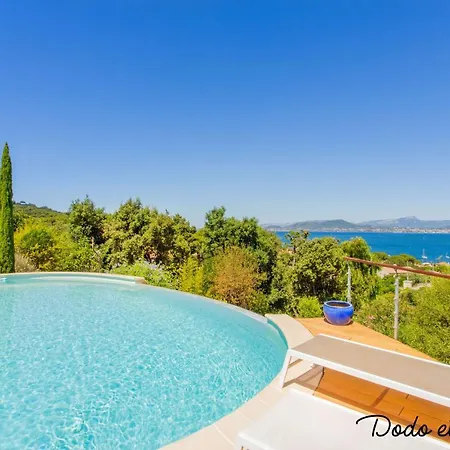 Outstanding 4 Bedroom House With Swimming Pool - Dodo Et Tartine