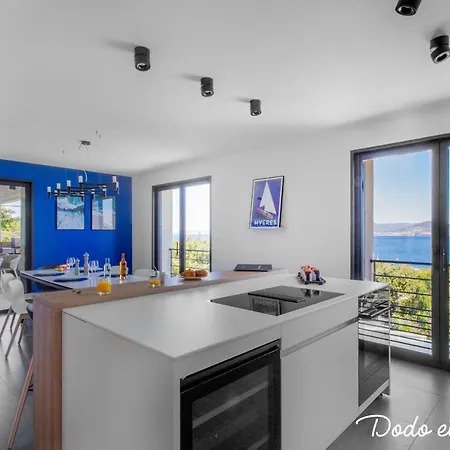 Outstanding 4 Bedroom House With Swimming Pool - Dodo Et Tartine * イエール