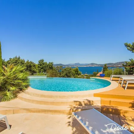 Outstanding 4 Bedroom House With Swimming Pool - Dodo Et Tartine Йер