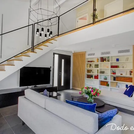 Outstanding 4 Bedroom House With Swimming Pool - Dodo Et Tartine Villa Hyeres